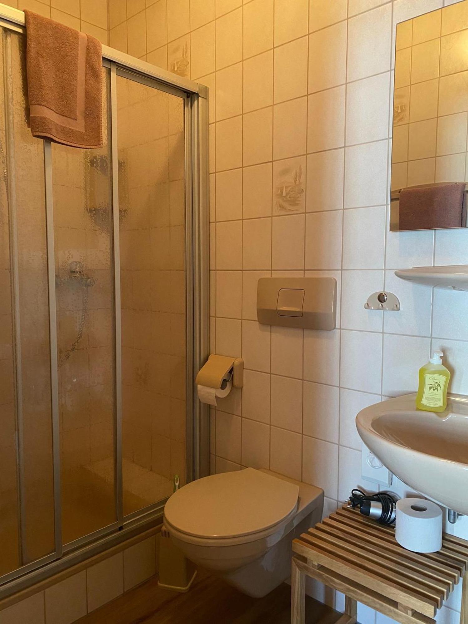 Weingut Und Gaestehaus Holger Alt Monzingen Habitación foto